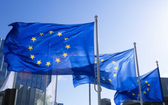 esma warns crypto investors