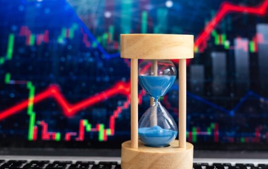 VeThor Token (VTHO) price prediction; can it beat Bitbot?