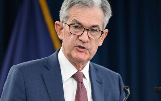 Bitcoin, Ethereum Prices Dip as Fed Signals One Rate Cut Ahead in 2024