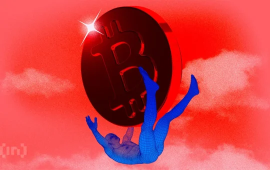 Bitcoin Retraces to $66,000 Despite $200 Million BlackRock Inflows
