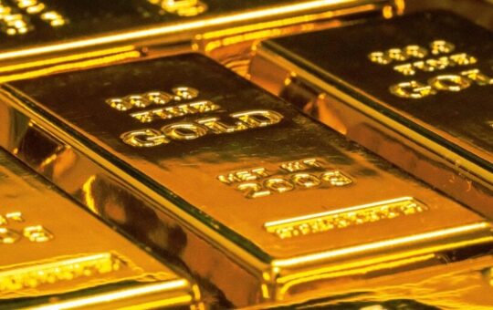 Gold Hits All-Time High—Why Isn’t Bitcoin Matching Its Gains?