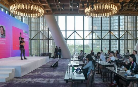 Seoul, Singapore Play Host to Crypto Leaders at Epoch Summit
