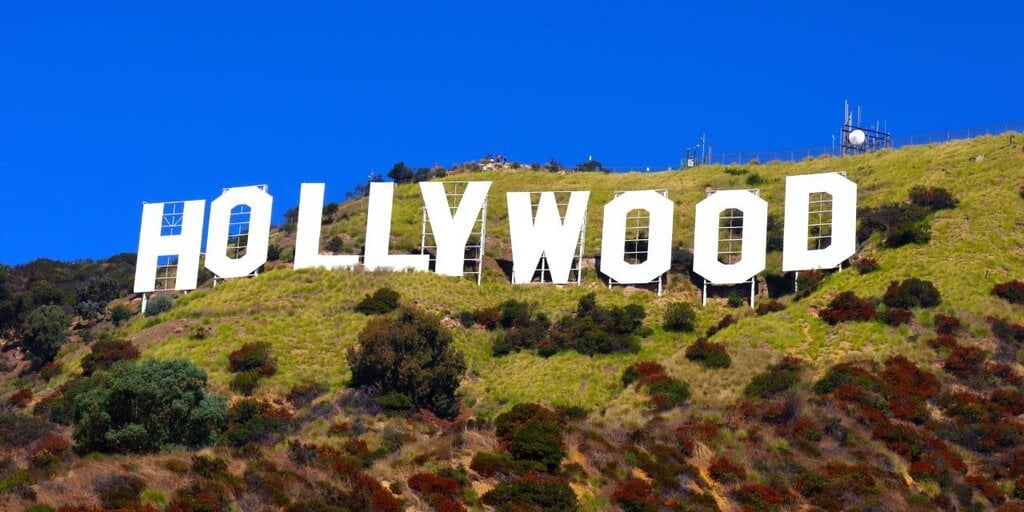 Solana Meme Coin Pumps—Then Dumps—After Promoter Climbs Hollywood Sign