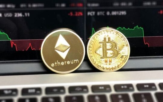 Bitcoin's price drop sparks speculation over DOJ’s possible sell-off