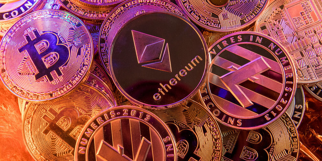 Trading Platform eToro Adds Dogecoin, XRP and More Following SEC Settlement, IPO Push