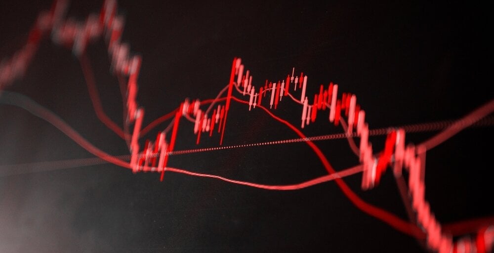 XRP, Solana, and Dogecoin Slide as Crypto Market Contracts by 5%