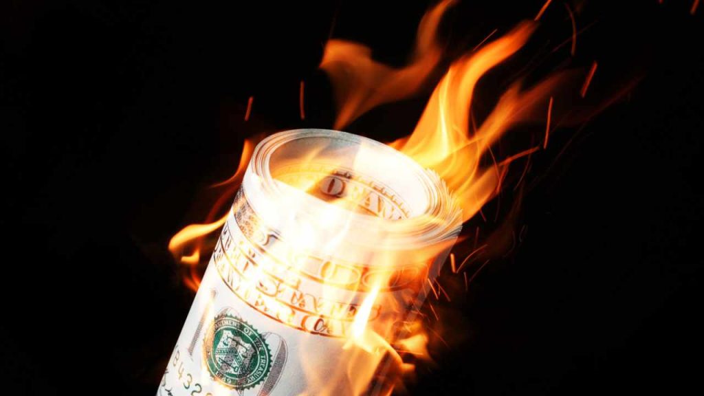 US Dollar Dominance Under Fire as Sanctions Push Nations to Alternatives