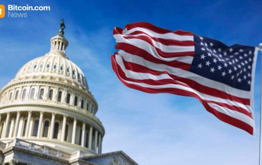 Crypto Industry Moves to Defend Stablecoin Rewards as GENIUS Act Interpretation Tightens