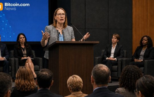SEC Commissioner Urges Restraint on Crypto Rules as Retail Trading Expands