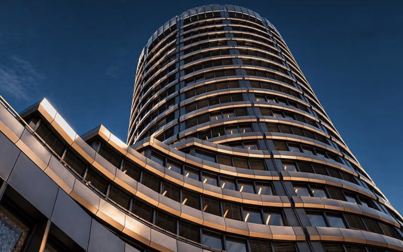 6 Senators Challenge 1,250% Bitcoin Capital Rule They Say Blocks Banks From Crypto