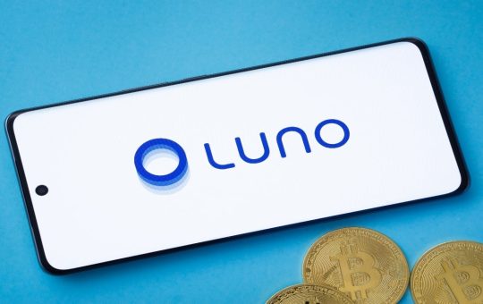 Luno CEO James Lanigan Warns $33T Stablecoin Boom Could Bypass South Africa