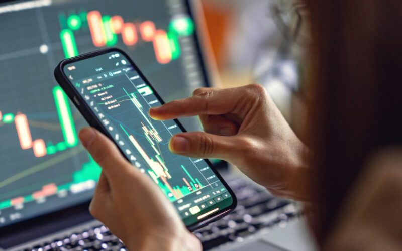 Wall Street Veterans Unveil DeFi Platform for 77 TradFi Markets